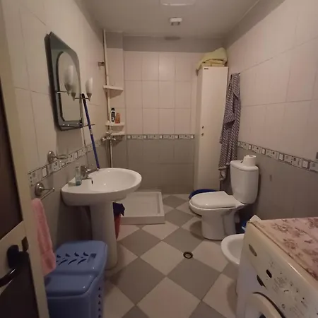Get Daily Rent Golem (Tirana)